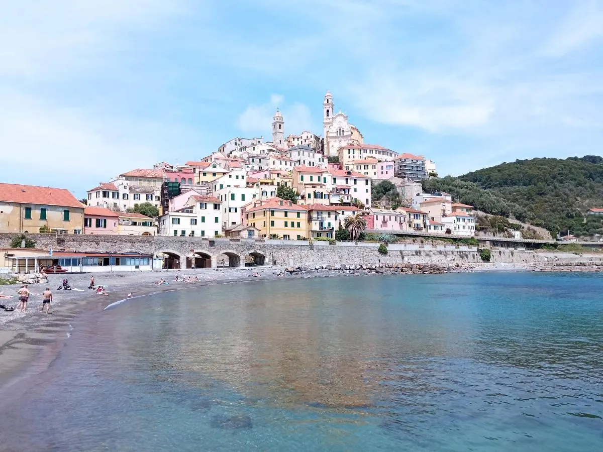 Camera Nel Borgo Medievale Di Cervo - Lenottimediterranee Affittacamere