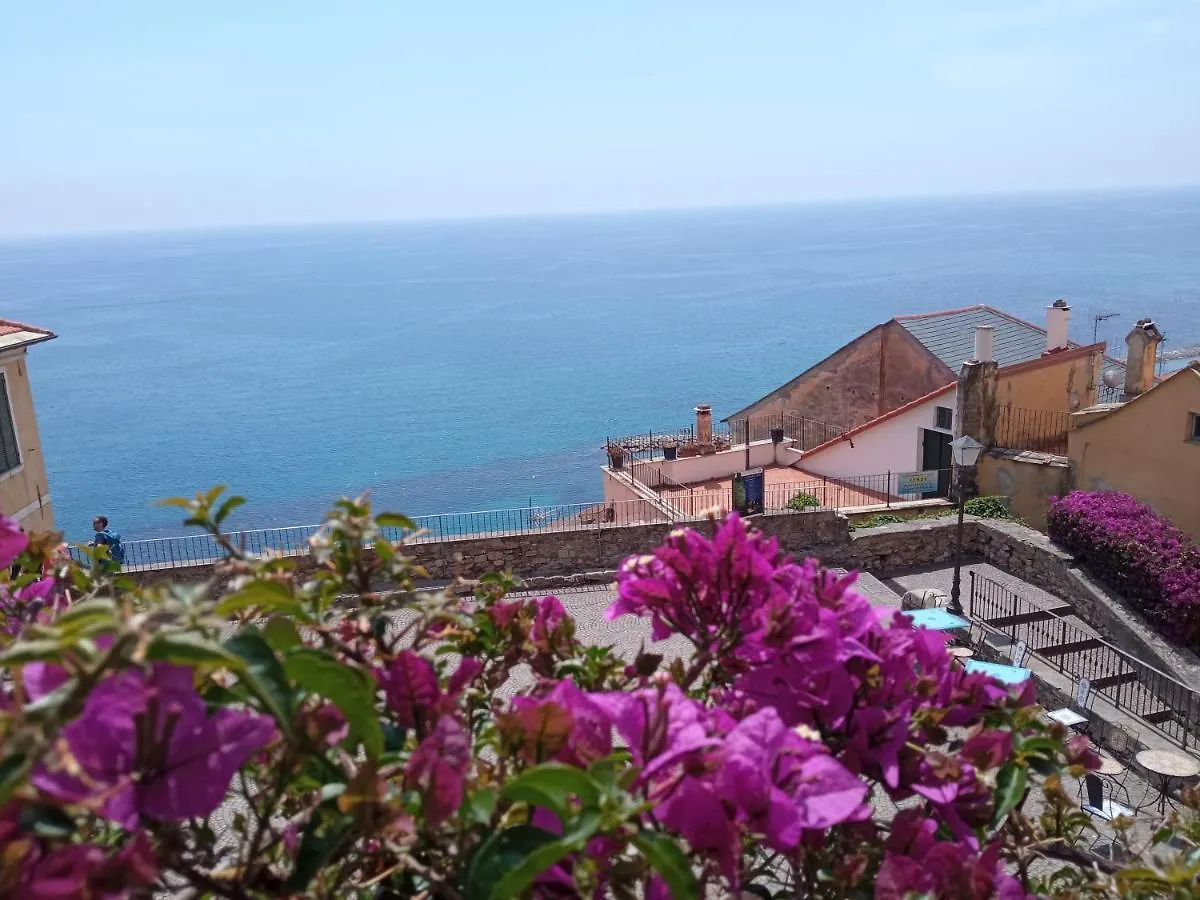Affittacamere Camera Nel Borgo Medievale Di Cervo - Lenottimediterranee Italia