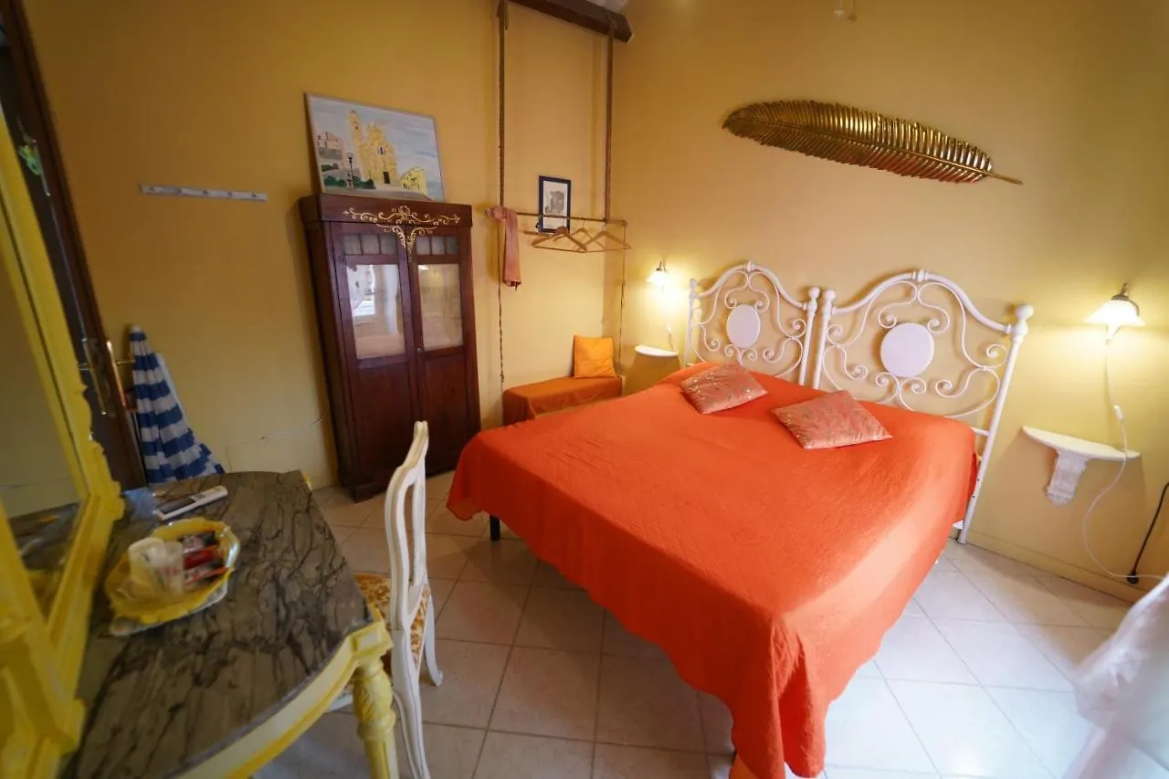 Camera Nel Borgo Medievale Di Cervo - Lenottimediterranee